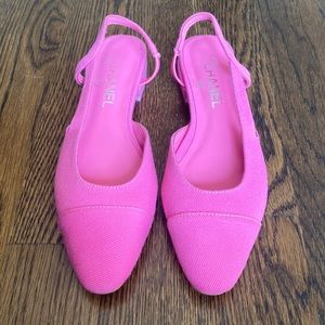 Chanel cap toe CC flats